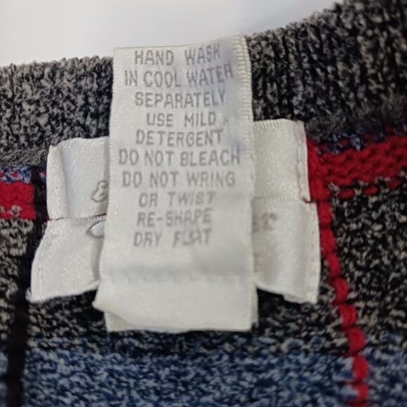 VINTAGE Knit Cardigan Hand Embroidered Granny Cottagecore Snowflake Gray Size L - Picture 7 of 14